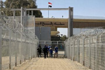 حشد: قيود الاحتلال تحول معبر رفح إلى أداة عقاب جماعي وابتزاز حشد: قيود الاحتلال تحول معبر رفح إلى أداة عقاب جماعي وابتزاز