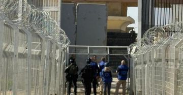 إحصائية حركة المسافرين والمغادرين عبر معبر رفح منذ تشغيله