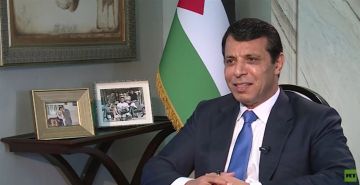 رئيس وزراء إسرائيلي سابق يلتقي دحلان في الإمارات وسط تكهنات بخطوة سياسية كبيرة