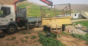 تمهيدا للرحيل.. 15 عائلة تفكك مساكنها في الأغوار