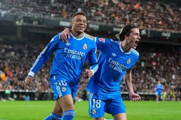 ريال مدريد يتخطى عقبة فالنسيا ويواصل مطاردة برشلونة