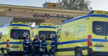 الدفعة الرابعة من مرضى غزة تغادر عبر معبر رفح وسط قيود مشددة