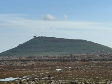 كما في غزة ولبنان.. الاحتلال يرش المبيدات لتهجير المزارعين وتوسيع السيطرة جنوب سوريا