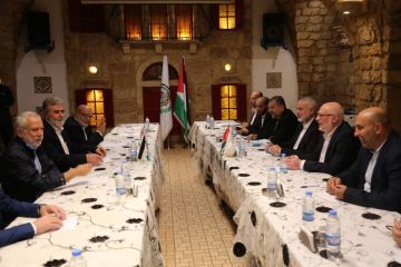  جبهة مقاومة فلسطينية تعمل على أساس خمس نقاط.. ما الذي ناقشته الفصائل في لبنان؟