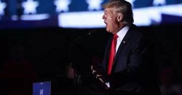 ترامب يحذر إيران من عواقب مؤلمة جدا في حال فشل التوصل إلى اتفاق حول برنامجها النووي خلال الشهر المقبل