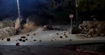 مواجهات خلال اقتحام الاحتلال بلدة بيتا جنوب نابلس مواجهات خلال اقتحام الاحتلال بلدة بيتا جنوب نابلس