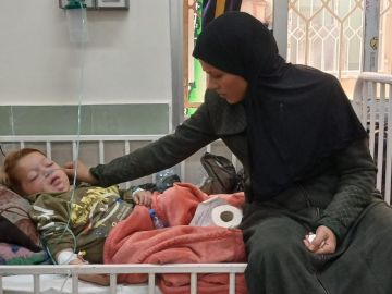 فيروس غامض يهدد أطفال غزة التهابات صدرية حادة وتعاف بطيء