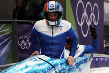 معلق رياضي سويسري يتهم رياضيا إسرائيليا بدعم الإبادة في غزة خلال بث مباشر معلق رياضي سويسري يتهم رياضيا إسرائيليا بدعم الإبادة في غزة خلال بث مباشر