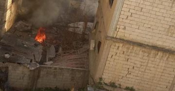 شهيدان في غارة إسرائيلية على مخيم عين الحلوة في لبنان