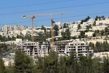 قرار إسرائيلي جديد يستهدف أراضي القدس ويهدد باقتلاع الفلسطينيين منها بحلول 2029