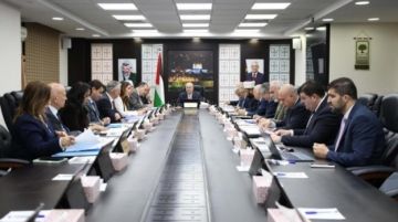 مجلس الوزراء يحذر من التباطؤ غير المبرر في إدخال المساعدات الإنسانية ومستلزمات المعيشة لقطاع غزة