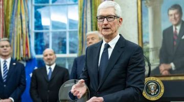 أزمة جديدة بين أبل وإدارة ترامب أزمة جديدة بين أبل وإدارة ترامب