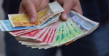 المالية برام الله تعلن صرف الموظفين عن شهر نوفمبر.. كم النسبة؟