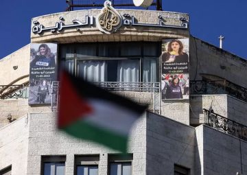 الاحتلال يمدد حظر عمل الجزيرة وإغلاق مكاتبها للمرة الـ12