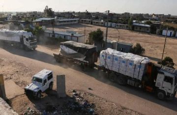 الهلال الأحمر الفلسطيني يسير 9 شاحنات من الضفة الغربية محملة بأكثر من 3 ملايين وحدة دواء إلى غزة