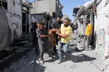 محدث بالفيديو والصور 5 شهداء و13 إصابة بخروقات الاحتلال المتواصلة في غزة محدث بالفيديو والصور 5 شهداء و13 إصابة بخروقات الاحتلال المتواصلة في غزة