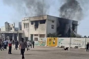 85 شهيدا في مجزرة استهدفت مدرسة جنوب إيران