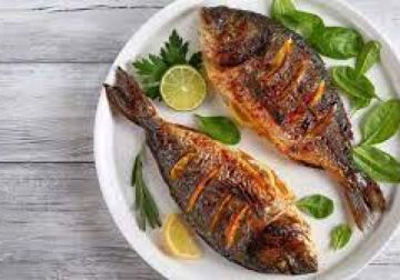 تناول الأسماك مرتين أسبوعيا يساعد على إنقاص الوزن.. خبراء يؤكدون