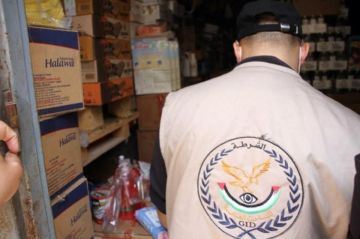  مباحث التموين تغلق 4 محال تجارية في غزة لمدة 10 أيام