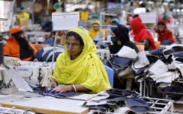 بعد التوصل لاتفاق تجاري.. أمريكا تخفض الرسوم الجمركية على بنجلاديش بعد التوصل لاتفاق تجاري.. أمريكا تخفض الرسوم الجمركية على بنجلاديش