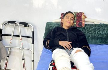 بين سرير مؤقت ومعبر مغلق جودت يقاوم الموت بانتظار رحلة العلاج بين سرير مؤقت ومعبر مغلق جودت يقاوم الموت بانتظار رحلة العلاج