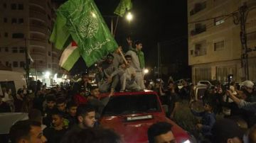 بريطانيا تهدد الاحتلال بوقف تصدير السلاح بسبب أسرى حماس في السجون