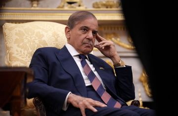 رئيس وزراء باكستان: مستعدون للعمل مع ترامب حول خطة غزة رئيس وزراء باكستان: مستعدون للعمل مع ترامب حول خطة غزة