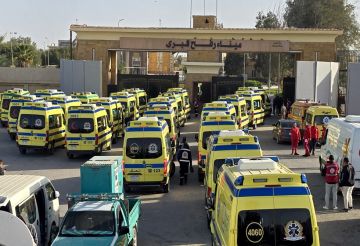 150 مريضا فلسطينيا يعبرون من غزة إلى مصر عبر معبر رفح