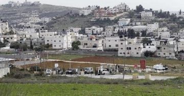 إصابات وخطف مواطن باعتداء مستوطنين شرق رام الله