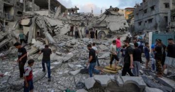 قصف جوي ومدفعي.. الاحتلال يواصل انتهاكاته في قطاع غزة قصف جوي ومدفعي.. الاحتلال يواصل انتهاكاته في قطاع غزة