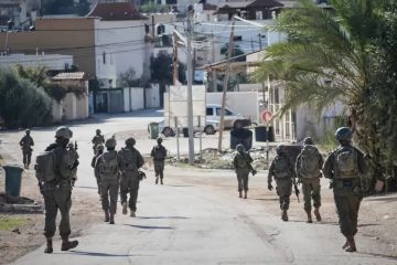 اعتقالات واسعة خلال اقتحامات جيش الاحتلال لمناطق الضفة اعتقالات واسعة خلال اقتحامات جيش الاحتلال لمناطق الضفة