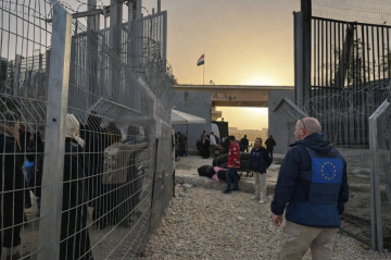 جيش الاحتلال يعتقل مواطنا من غزة أثناء عودته عبر معبر رفح