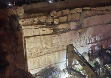 مصرع مواطنين وإصابة ثلاثة آخرين في حادث سير في بني نعيم