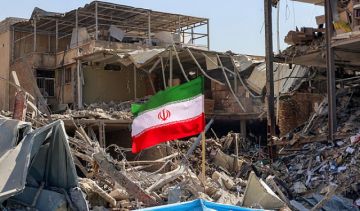 إيران: شهداء في شيراز وصافرات الإنذار تدوي بمناطق واسعة بالأراضي المحتلة إيران: شهداء في شيراز وصافرات الإنذار تدوي بمناطق واسعة بالأراضي المحتلة