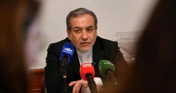 عراقجي: لا نعادي دول المنطقة ونستهدف القواعد الأمريكية فيها