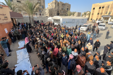 شهيدان ومصابون.. خروقات إسرائيلية متواصلة بغزة والاحتلال يغلق جميع المعابر شهيدان ومصابون.. خروقات إسرائيلية متواصلة بغزة والاحتلال يغلق جميع المعابر