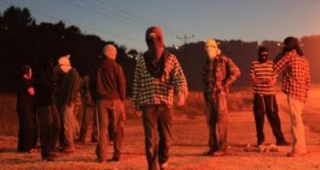 إصابات واعتقالات في هجوم للمستوطنين على مسافر يطا إصابات واعتقالات في هجوم للمستوطنين على مسافر يطا