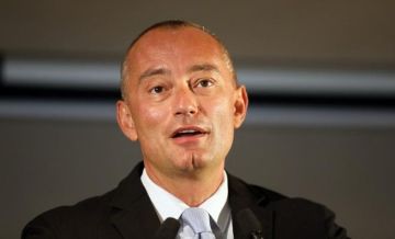 ملادينوف: خطة غزة مدعومة من قطر وتركيا ومصر وواشنطن ملادينوف: خطة غزة مدعومة من قطر وتركيا ومصر وواشنطن