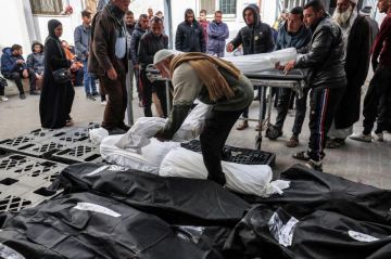 شهداء وإصابات في خروقات الاحتلال المتواصلة لاتفاق وقف إطلاق النار بغزة شهداء وإصابات في خروقات الاحتلال المتواصلة لاتفاق وقف إطلاق النار بغزة