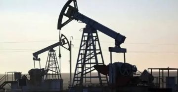 أكسيوس: مخاطر ركود عالمي مع اضطراب إمدادات النفط بسبب العدوان على إيران