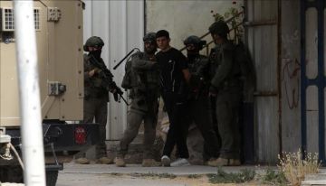 قوات الاحتلال تعتقل 26 فلسطينيا في حملة اقتحامات واسعة بالضفة