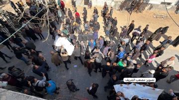 استشهاد شقيقين وإصابة آخرين بنيران جيش الاحتلال شرقي مدينة غزة استشهاد شقيقين وإصابة آخرين بنيران جيش الاحتلال شرقي مدينة غزة