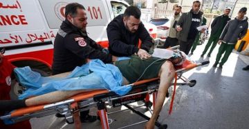 وزارة الصحة تحذر: 6 إلى 10 مرضى يفارقون الحياة يوميا في غزة بانتظار السفر للعلاج