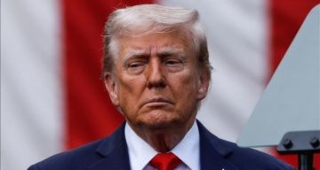 صحيفة عبرية: ترامب قد يسيطر على جزيرة  خارك  حال فشل المفاوضات