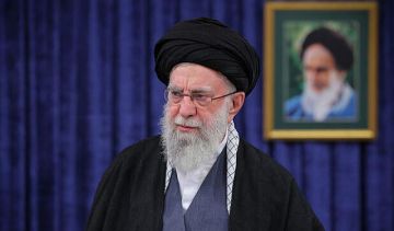 التلفزيون الإيراني يعلن مقتل خامنئي بالعدوان الإسرائيلي الأمريكي