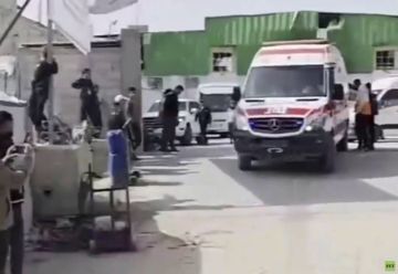 قطاع غزة.. خروج أول دفعة من جرحى نحو معبر رفح عقب 18 يوما من إغلاقه