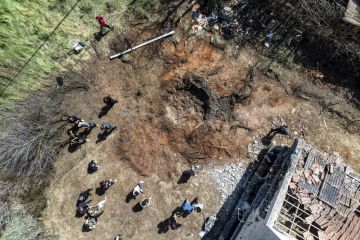 أبعد رشقة في تاريخه.. صواريخ حزب الله تعبر مسافة 200 كيلومتر وتهز جنوب إسرائيل 