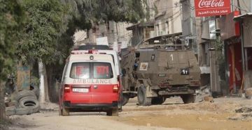 إصابة ثلاثة مواطنين باعتداء إسرائيلي في الخليل