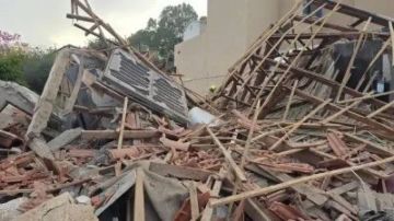 إنذارات في الشمال وإصابات بصواريخ إيرانية وسط فلسطين المحتلة إنذارات في الشمال وإصابات بصواريخ إيرانية وسط فلسطين المحتلة