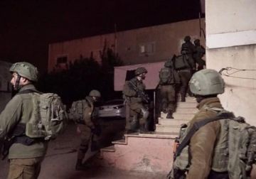 الاحتلال يعتقل ثلاثة موطنين من نابلس ومخيمي عسكر والعين 